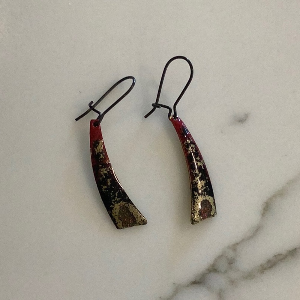 From Budapest, Red/gold earrings